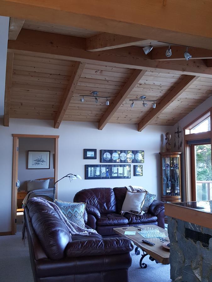 Reef Point Oceanfront Bed And Breakfast Ucluelet Eksteriør bilde
