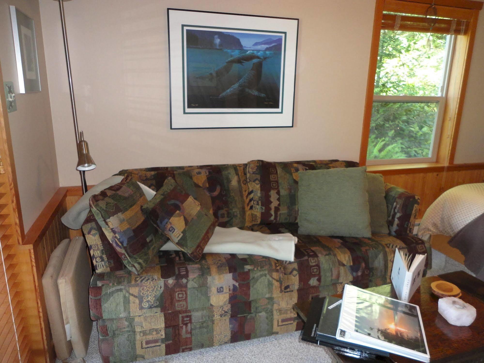 Reef Point Oceanfront Bed And Breakfast Ucluelet Eksteriør bilde